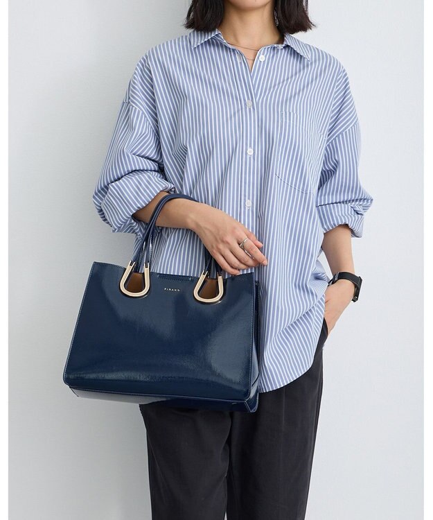 MioFIRANO ホースシューエナメルハンドバッグ 2WAY　FIRANO フィラノ NAVY