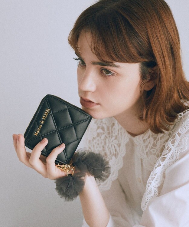 Maison de FLEUR チュールストラップウォレット Black