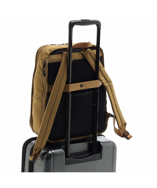 ACE BAGS & LUGGAGE ace. エース ファニップ リュックサック Mサイズ 67296 オーク