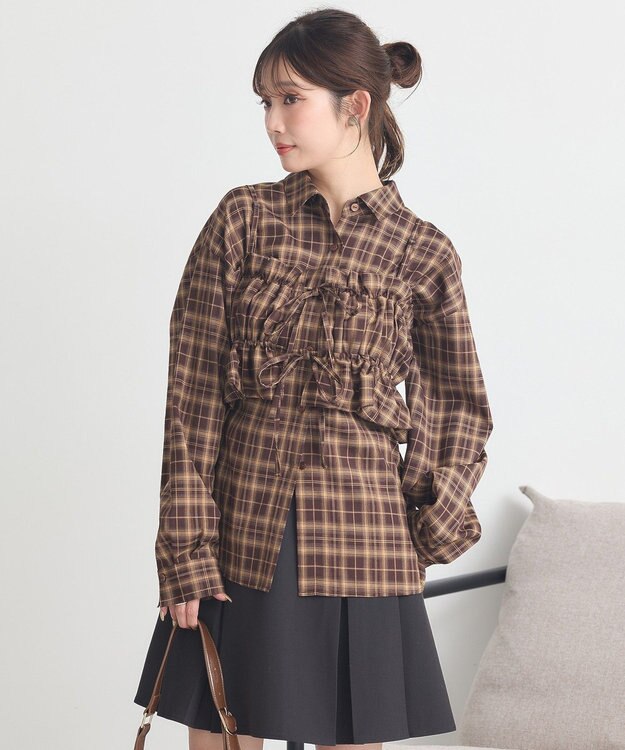 earth music&ecology SET2点チェック柄シャーリングビスチェ＋シャツ Brown