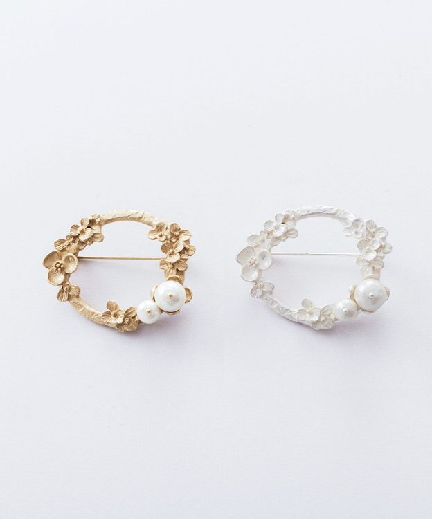 Pisceans フローラル&コットンパールブローチ マットゴールド