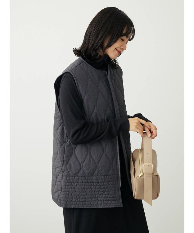 Green Parks ヒョウタンキルトミドル丈ベスト Charcoal Gray