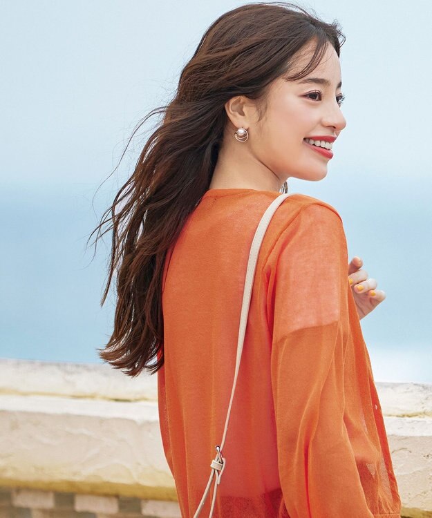 Tiaclasse 捻じりフープパール付きピアス シルバー