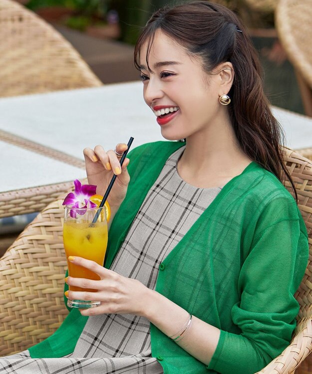 Tiaclasse 捻じりフープパール付きピアス ゴールド