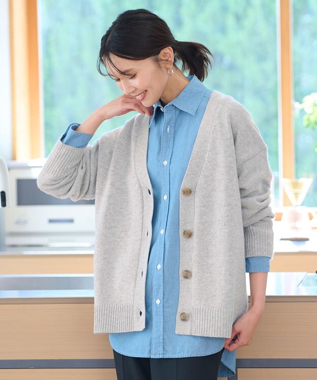 ANY 【洗濯機可】ラムウールVネック カーディガン グレー