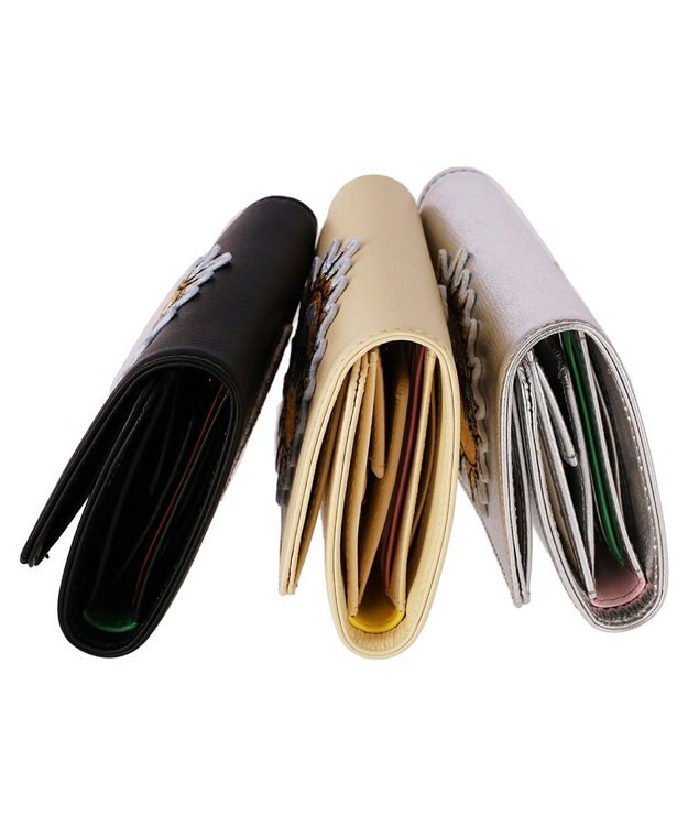 tsumori chisato CARRY ラブワッペン 3つ折り財布 ベージュ