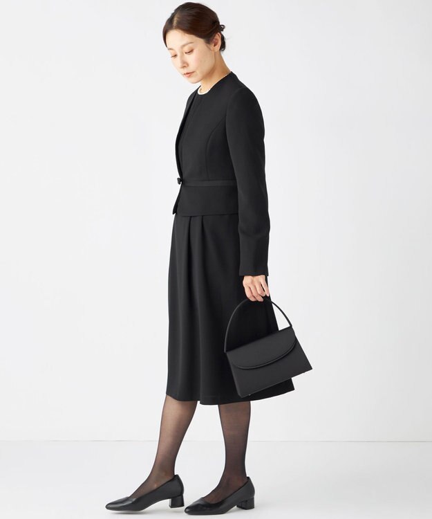 組曲 NOIR 【洗える】ウォッシャブルストレッチバックサテン ジャケット＋ワンピース ブラック系