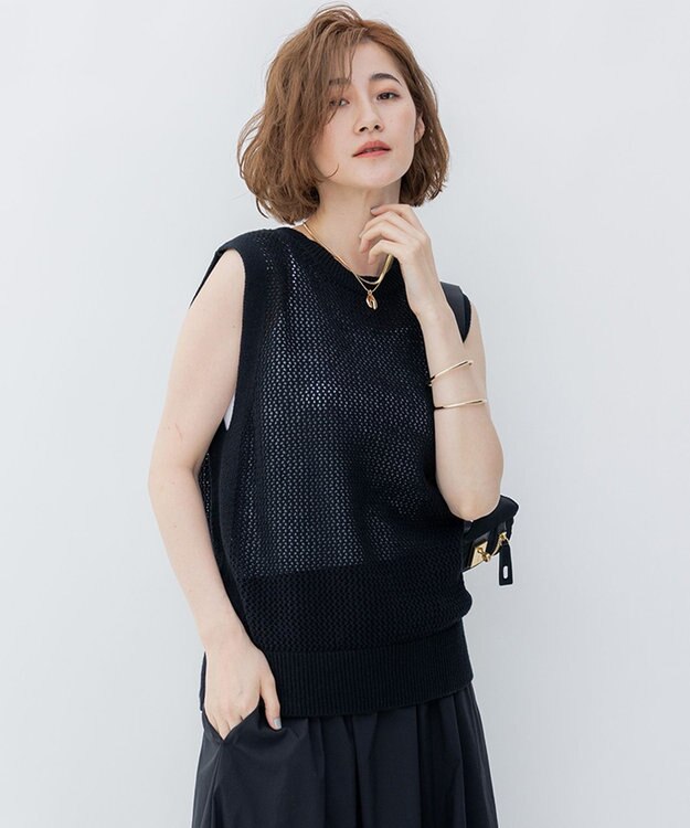 23区 【SLOW/洗える】メッシュニット ベスト ブラック系