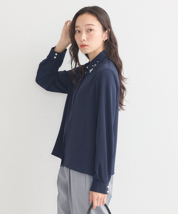 earth music&ecology 襟ビジューブラウス Navy