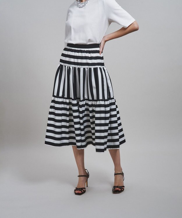 GRACE CONTINENTAL ボーダーコンビスカート ブラック