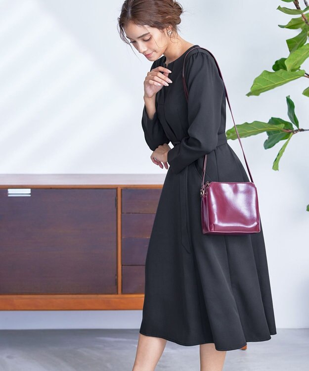 Tiaclasse 【洗える】ベルト付キーネックポケットワンピース ブラック