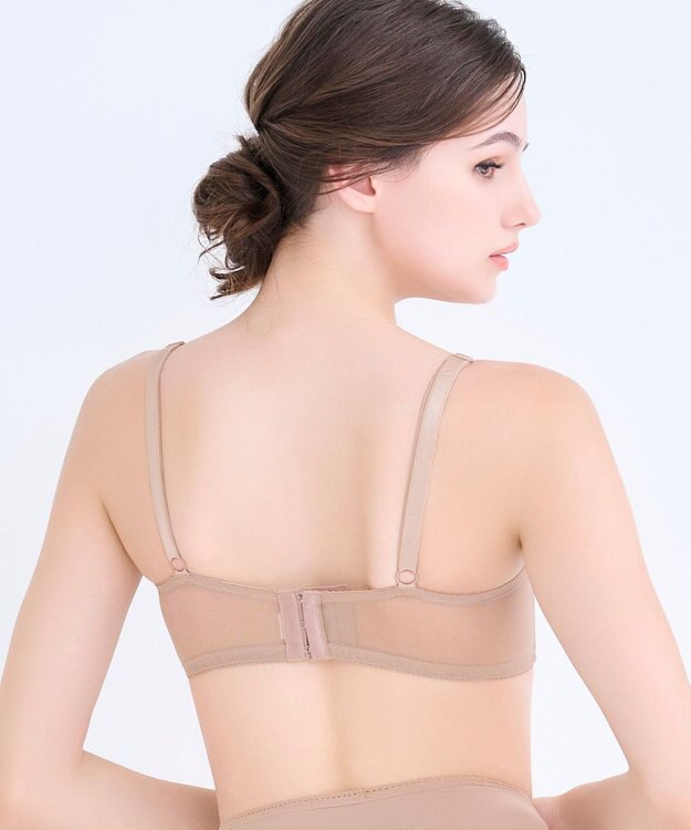 BRADELIS New York 【BRADELIS FIT  / 響きにくいシームレスタイプ】シームレスカップモールドブラ シンプルな薄手カップで軽い着け心地 モカベージュ