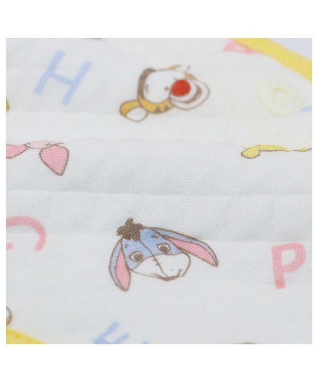 PET PARADISE ディズニー くまのプーさん  キルトベスト 《フレンズ柄》 小型犬 ホワイト