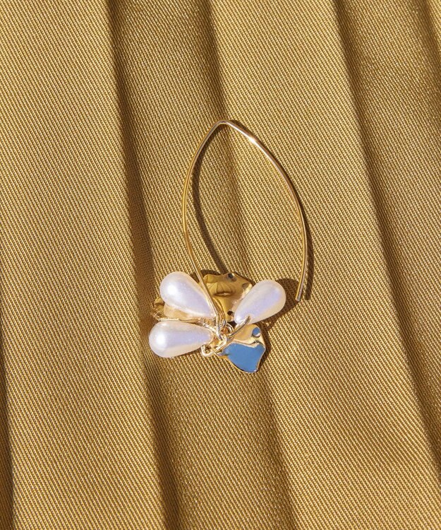 Tiaclasse 花弁ロングピアス ゴールド