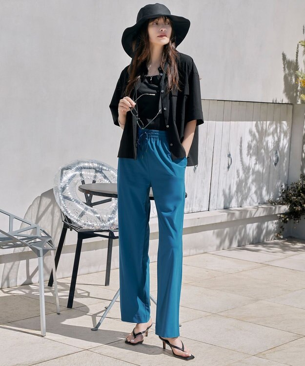 ICB 【洗える】T/Rドライリネン クロップドシャツ ブラック系