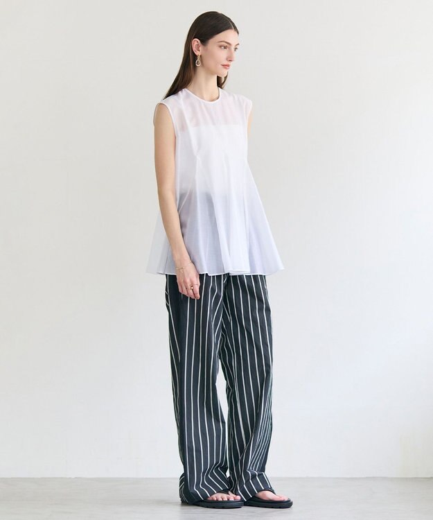 BEIGE， AMARYLLIS / シアー 切り替えフレアブラウス White