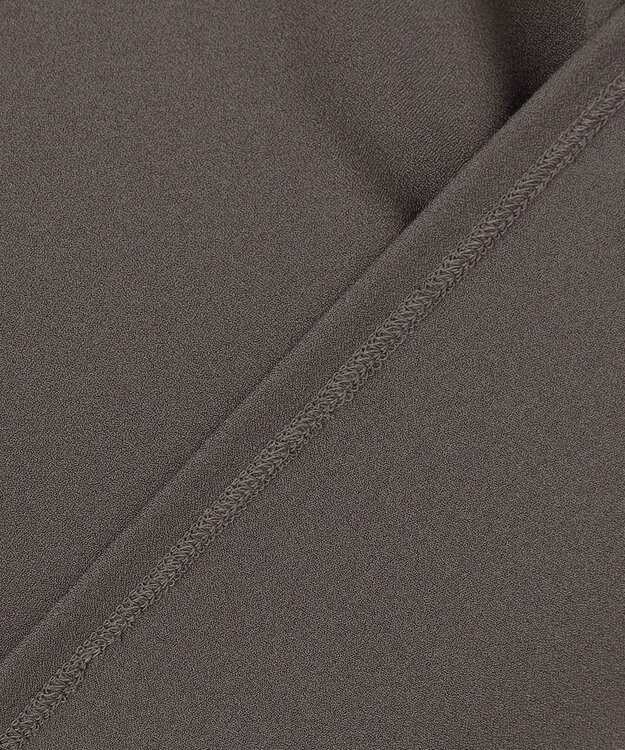 ICB 【先行予約】ライトストレッチアムンゼン Vネック半袖カットソー チャコール