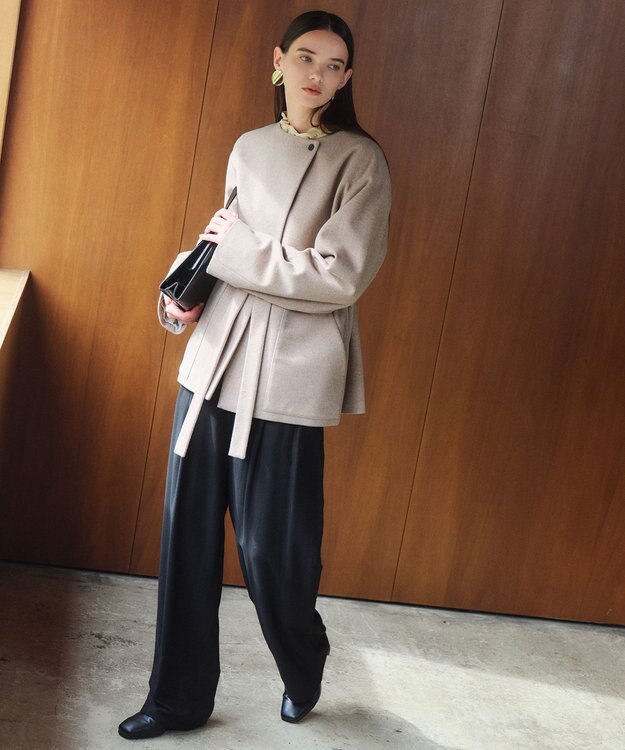 BEIGE， 【Oggi 10月号掲載】COBURN / シルク混2タックカーヴィーワイドパンツ Black