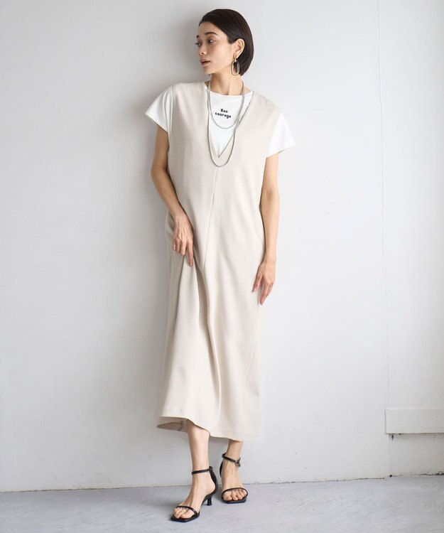 UNFILO BEAUTY FORM ロゴ刺繍フレンチスリーブTシャツ 白[ロゴ小]