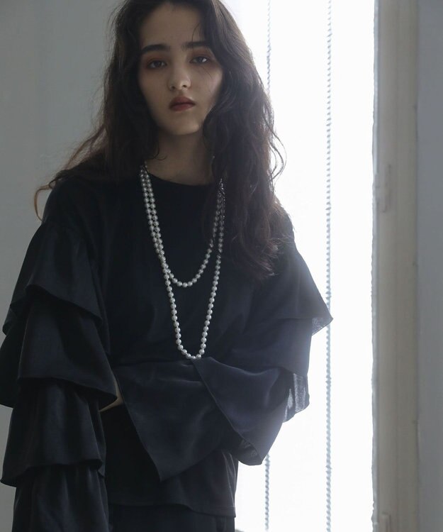 Green Parks ■ＥＳＣＡＲ　フリルスリーブプルオーバー Black