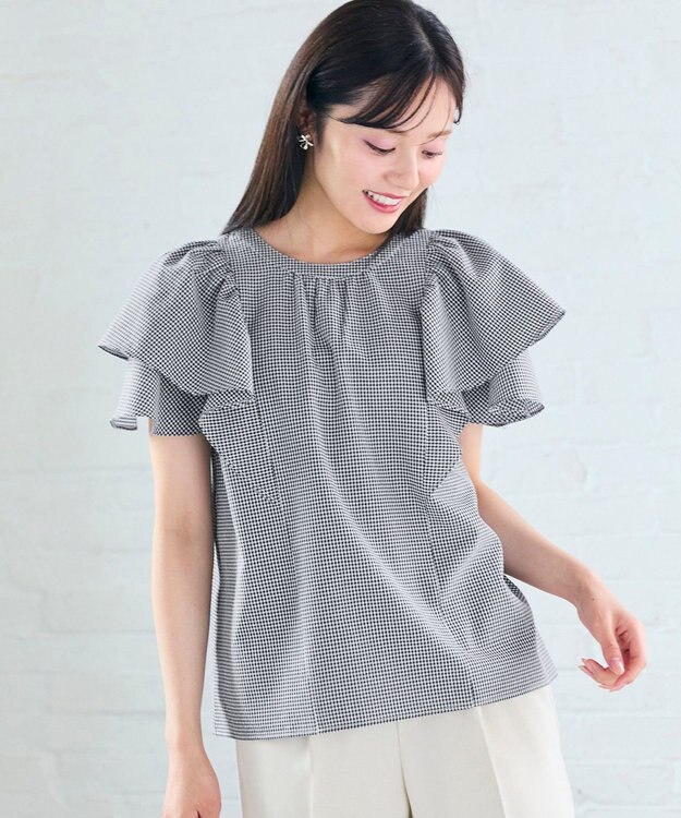 Feroux 【洗える】袖フリルブラウス ブラック系1