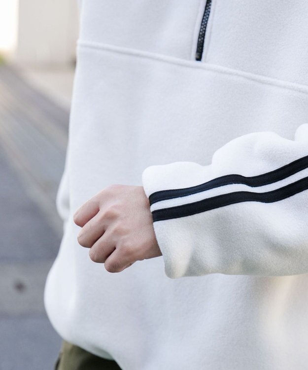 WEGO フリース ワンポイントハーフZIPプルオーバー オフホワイト