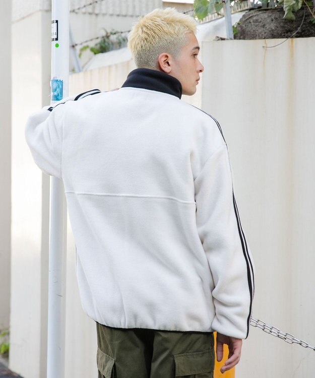 WEGO フリース ワンポイントハーフZIPプルオーバー オフホワイト