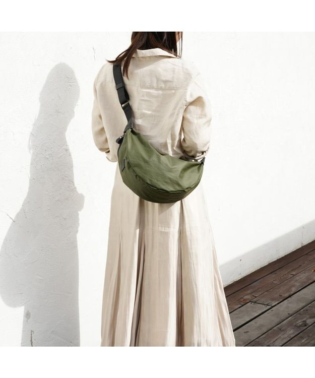 Regalo Felice 【防水 / 軽量 / キズやダメージに強い】ボディ＆ショルダー / REGALO KA(カーキ)