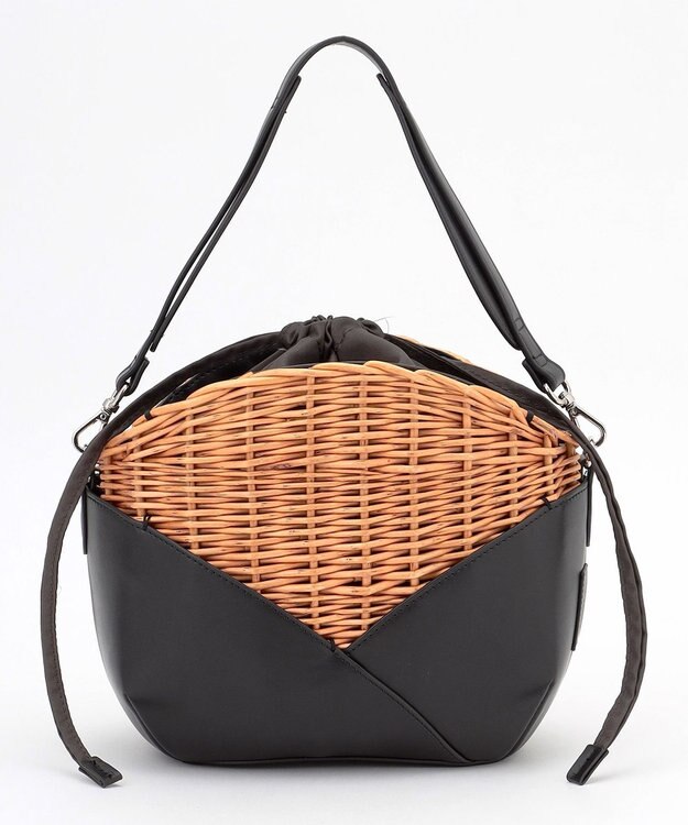 (新品タグ付) オンワード　イザック　ウィッカーバスケットショルダー　黒 ムック本掲載】ウィッカーバスケットショルダー / Y'SACCS