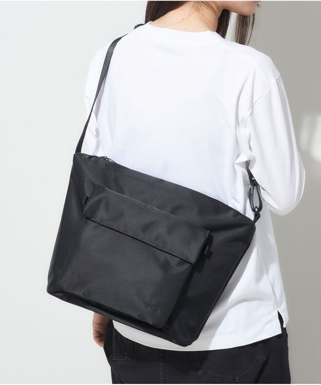 Y'SACCS 【DRY Pack】防水フラップスクエアショルダー