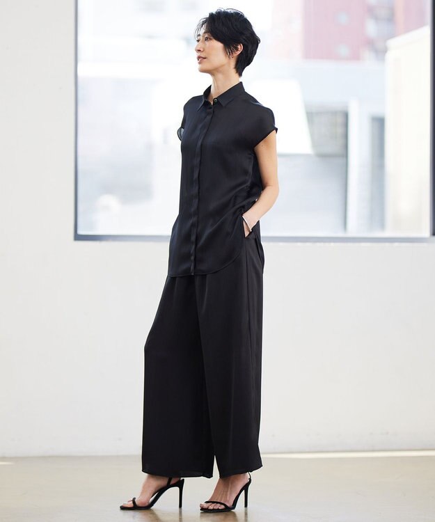 ICB 【接触冷感・洗える】サテンヨウリュウ ワイドストレートパンツ ブラック系