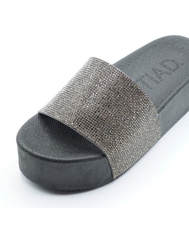 APOM ラインストーンリカバリーサンダル ダークシルバー