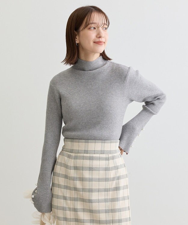 Green Parks ・ｓｗｉｎｇ　ｂｙ　袖パールボタンハイネックニット Gray Mixture
