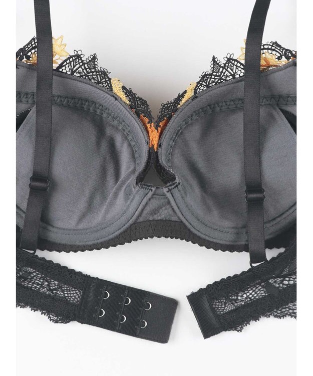 une nana cool 【ねこと魔女の世界を表現】 魔女の猫ブラ BL