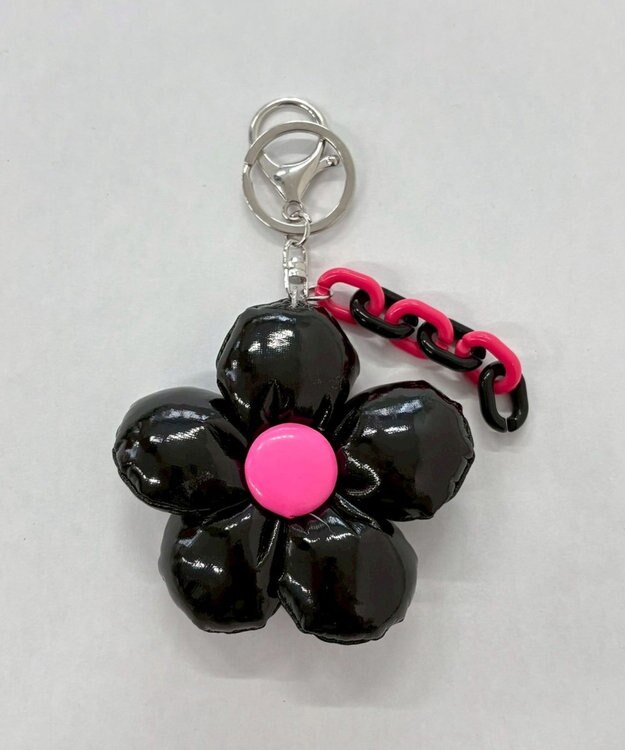 WEGO クッションフラワーキーホルダー ブラック