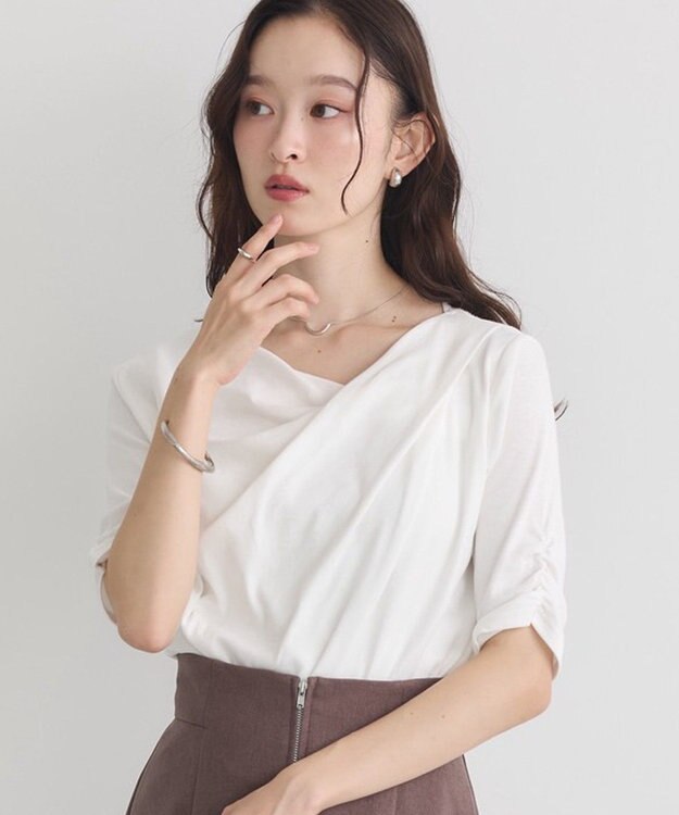 earth music&ecology ドレープデザインカットソー Off White