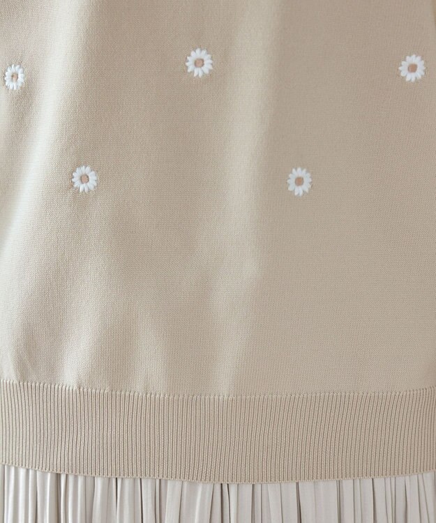 Tiaclasse 【洗える】フラワー刺繍ニットトップス ベージュ