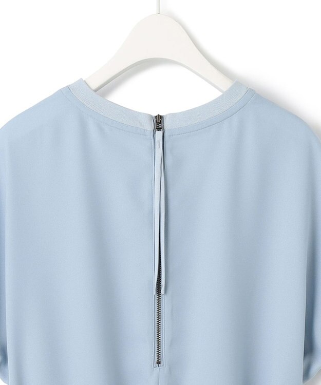 ICB 【接触冷感・UVケア・速乾・洗える】FluidBackSatin ワンピース ライトブルー系