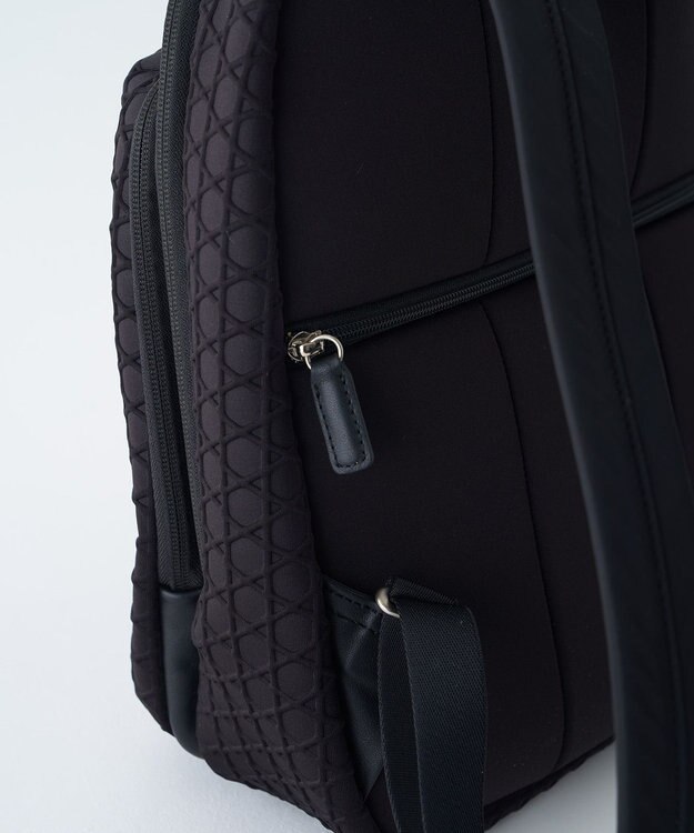 MIYABIYA LAQUOH【撥水加工】篭目エンボスボンディングリュック ブラック