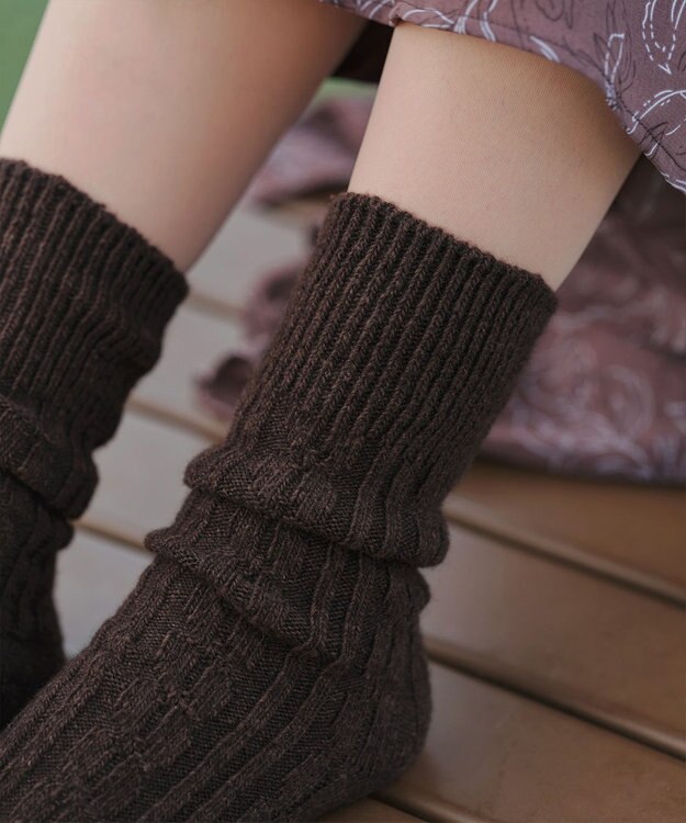 Tiaclasse ケーブル柄編みソックス ブラウン