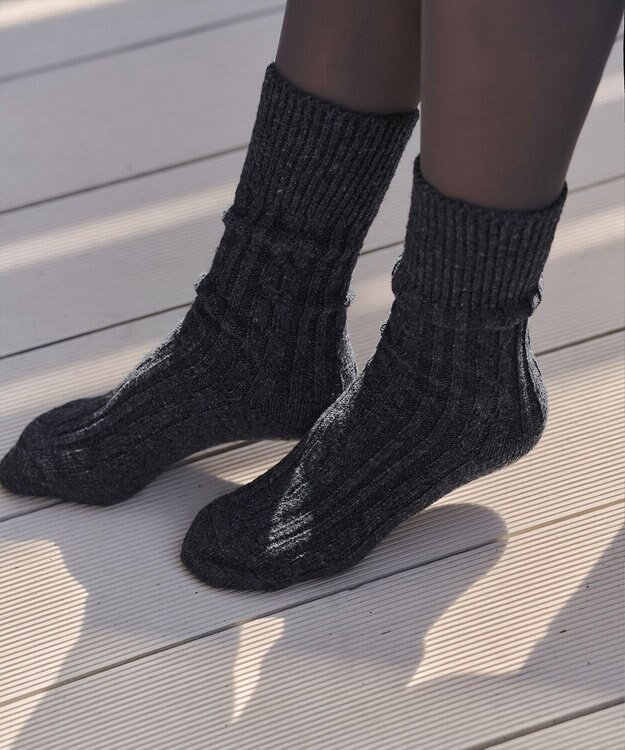 Tiaclasse ケーブル柄編みソックス グレー