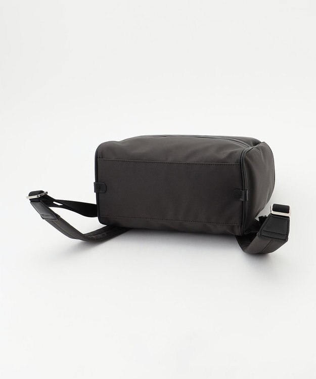 Y'SACCS トラベル ホライズンミニリュック ダークグレー