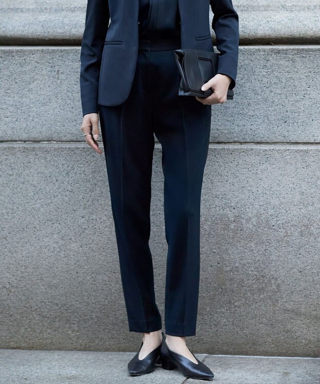 ICB L 【UVカット・防シワ・速乾・洗える】Fiedテーパードパンツ ネイビー系