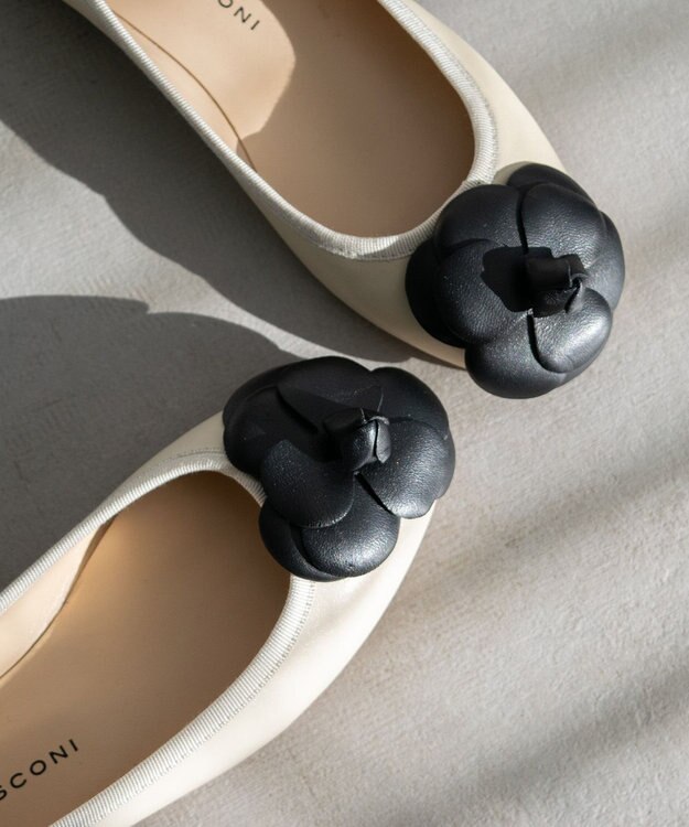 INTER-CHAUSSURES 【FABIO RUSCONI】ラウンドトウフラットカメリアバレエ アイボリー