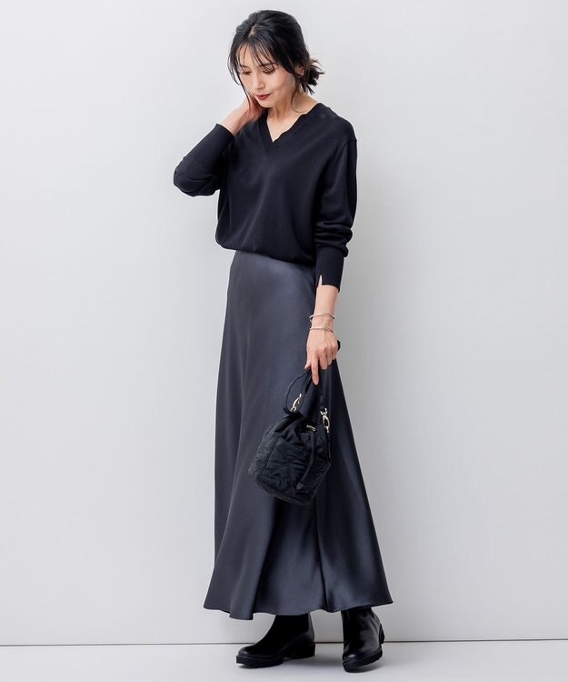 23区 【洗える】シルクコットン Vネック ニット ブラック系