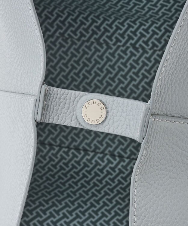 IACUCCI オペラ L CERVO/STAMPA INTERNA ライトグレー