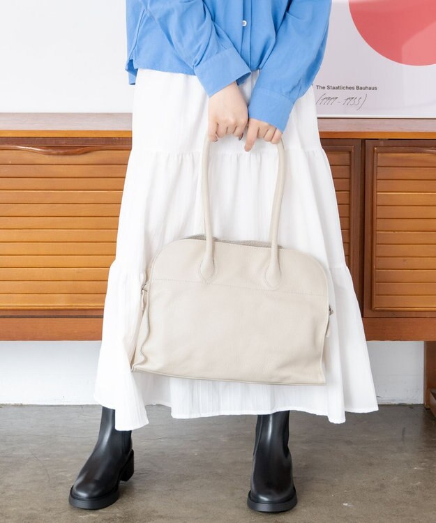 blancle シュリンクレザー ワイドボストン ライトベージュ