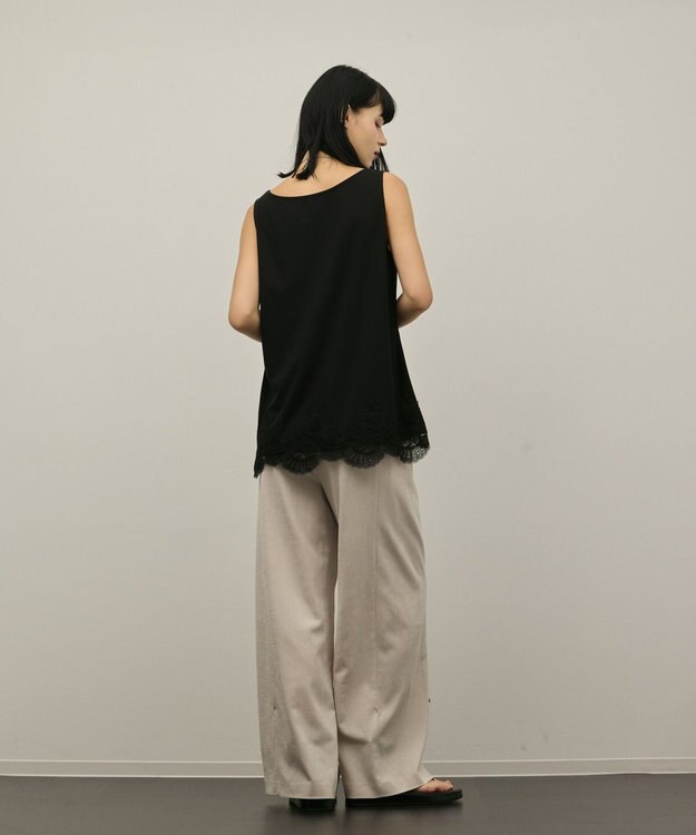 GRACE CONTINENTAL ヘムレースカットトップ ブラック