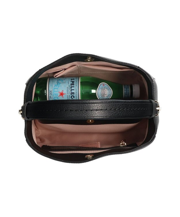 INTER-CHAUSSURES 【LORISTELLA】ミディアムサイズレザーハンドバッグ ブラック