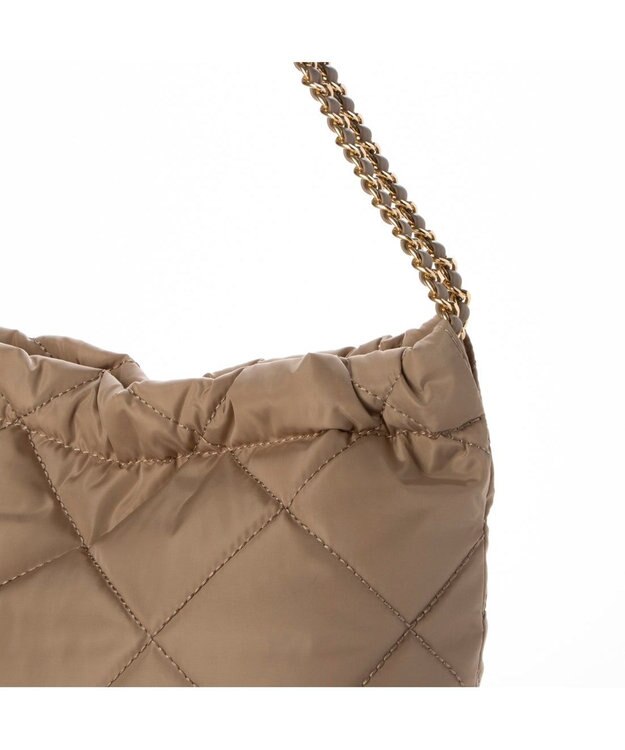 UNBILLION カシュカシュ cachecache / ナイロンキルティングチェーン手提げトート ベージュ